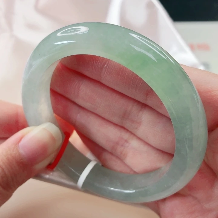 翡翠未镶嵌手镯55.8圈x593