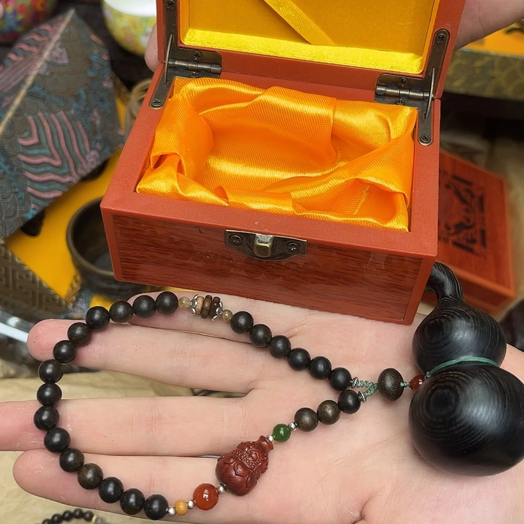大叶紫檀（黑酸枝木类）
