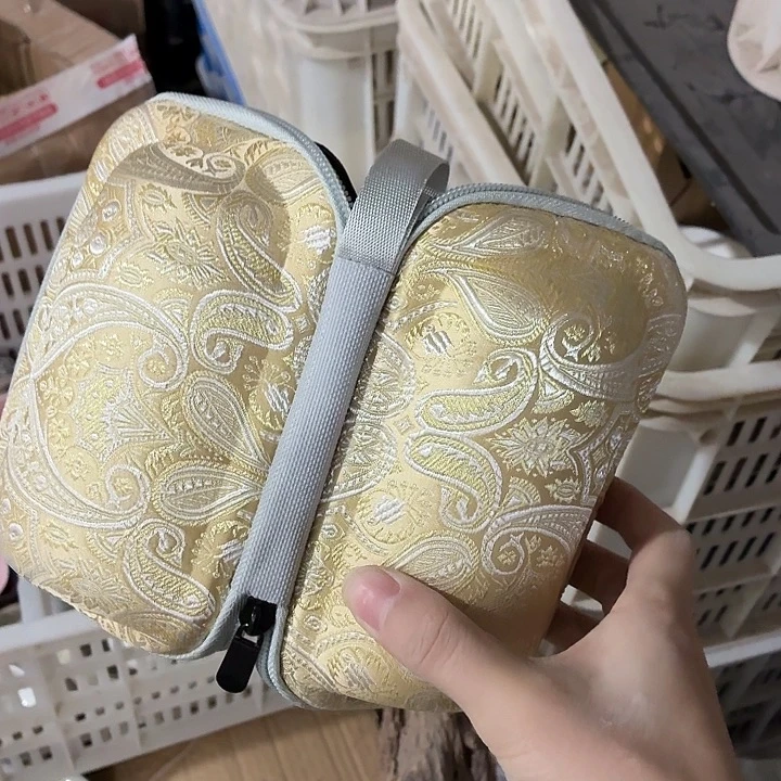 茶具微瑕，介意勿拍