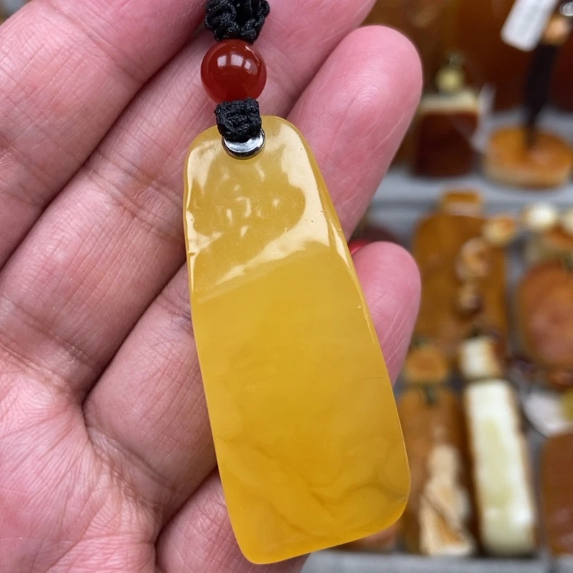 【闪购商品】未镶嵌颈饰琥珀