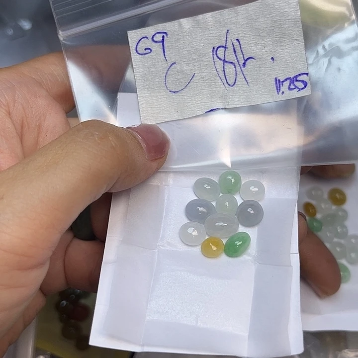 C***a定制翡翠未镶嵌不