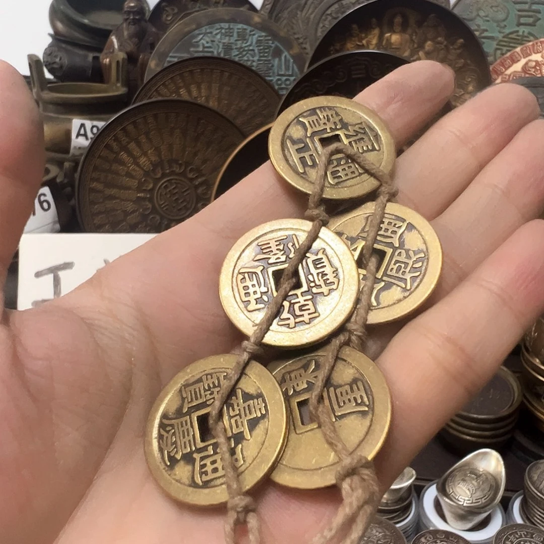金属复古风格摆件