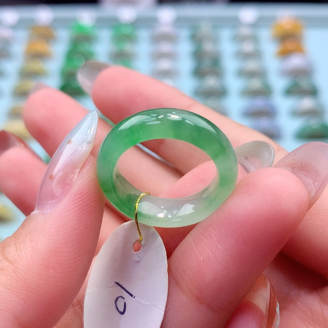未镶嵌戒指翡翠10圈