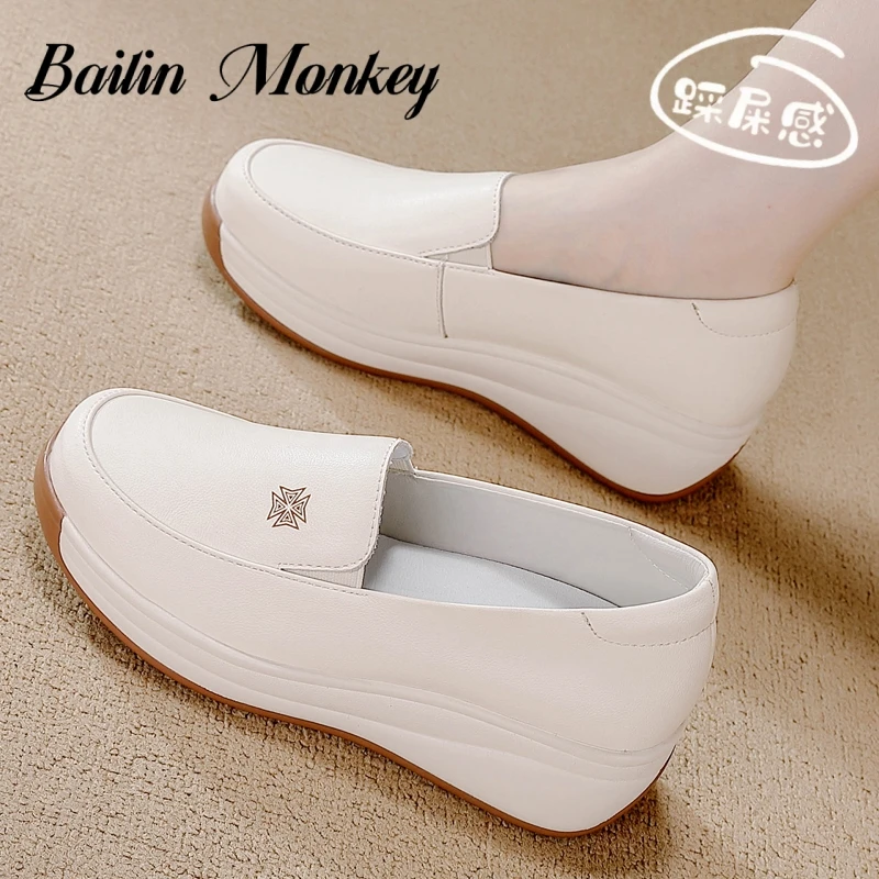 品牌一脚蹬软底女士乐福鞋2025年秋季爆款坡跟不累脚轻便小白鞋