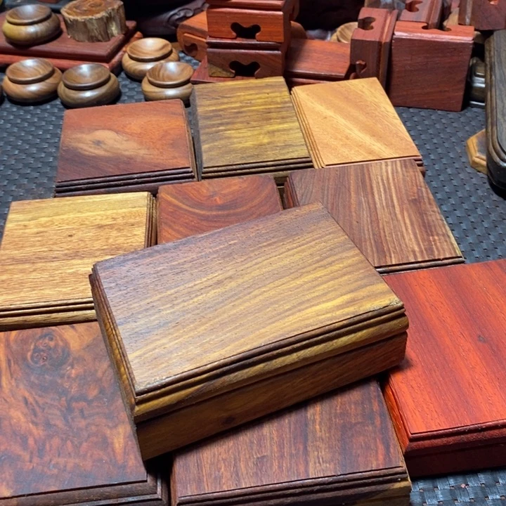 邵氏紫檀红花梨底座