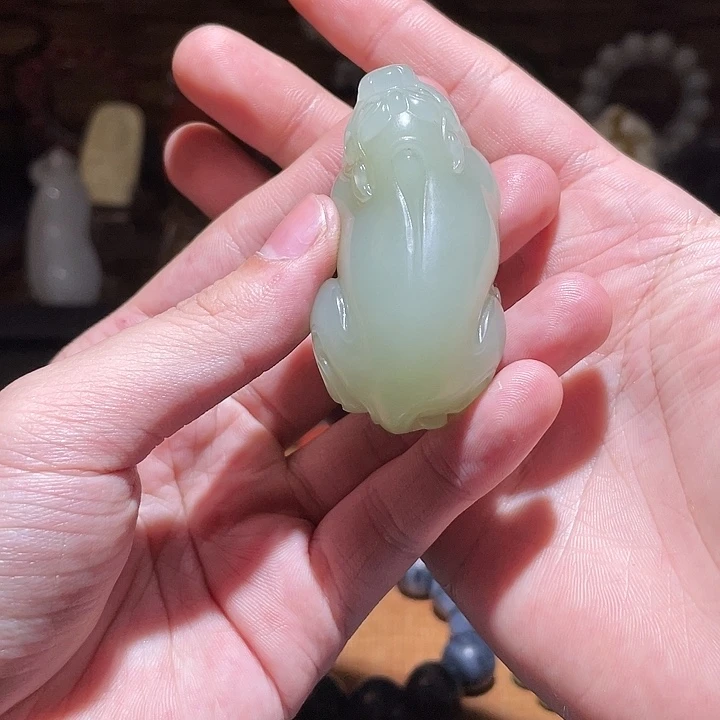 颈饰未镶嵌和田玉貔貅p