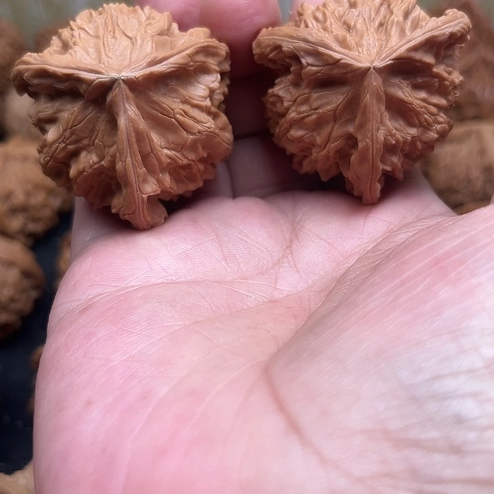 一***乐文玩核桃吊坠你们都在