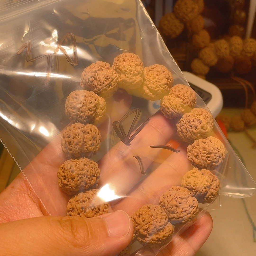 金刚菩提手串只****间梅花
