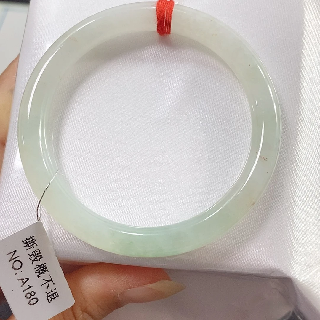 未镶嵌手镯翡翠手镯