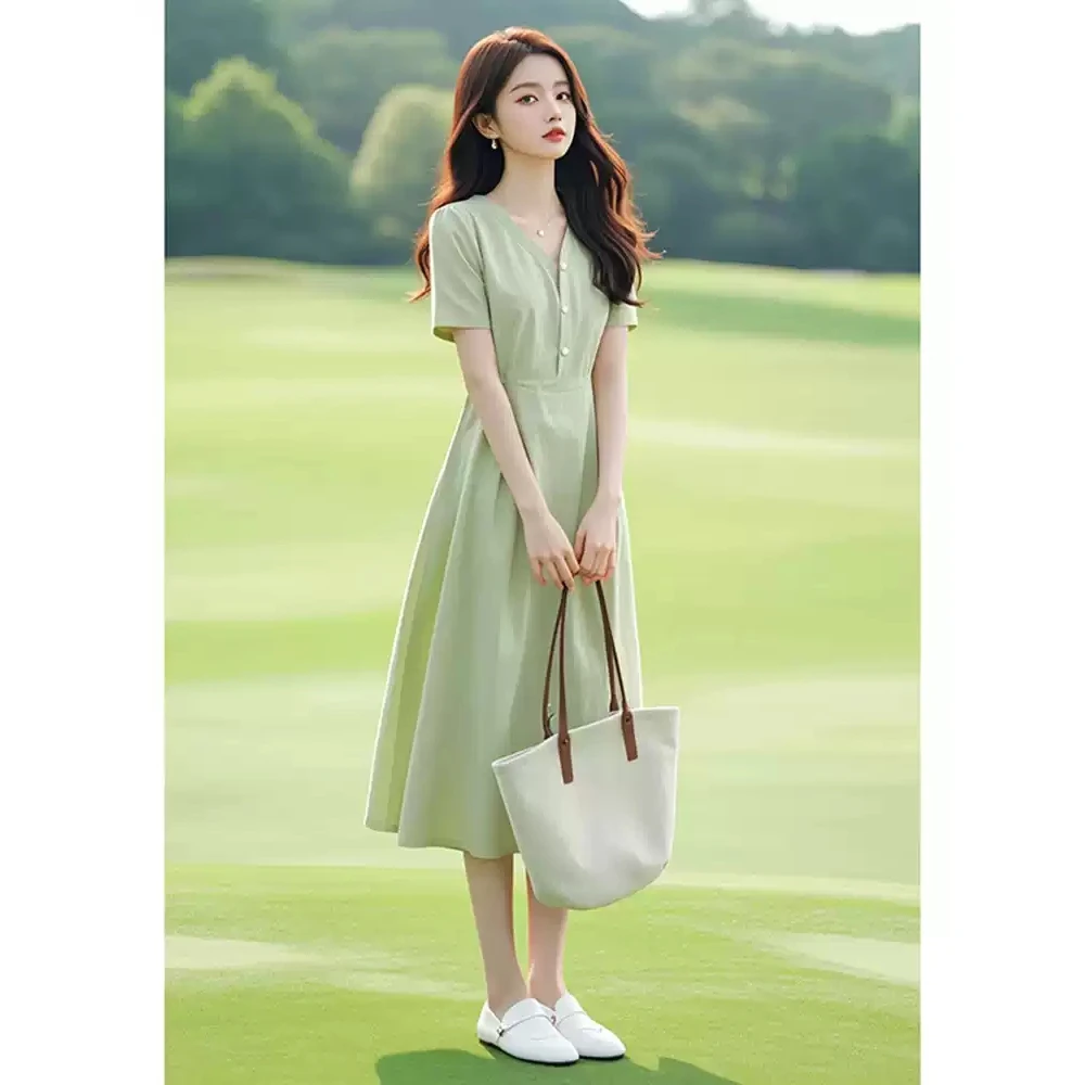 法式端庄大气小个子显高时尚海边度假绿色连衣裙子女夏季2025新款