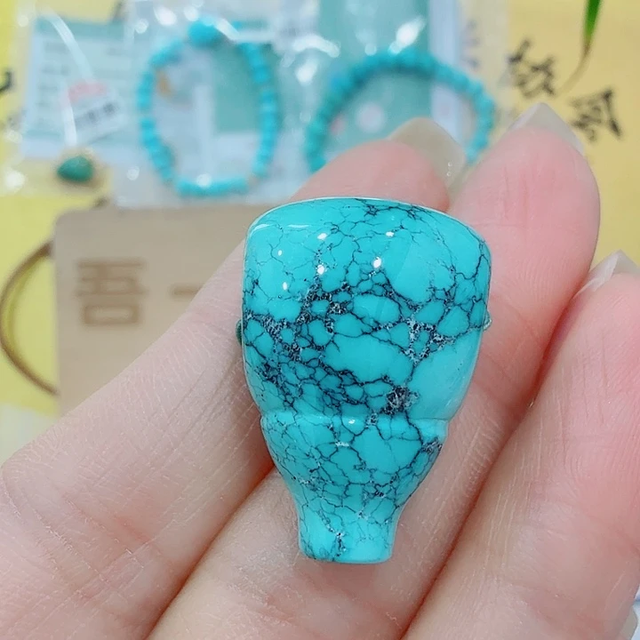 绿松石未镶嵌珠宝奇石