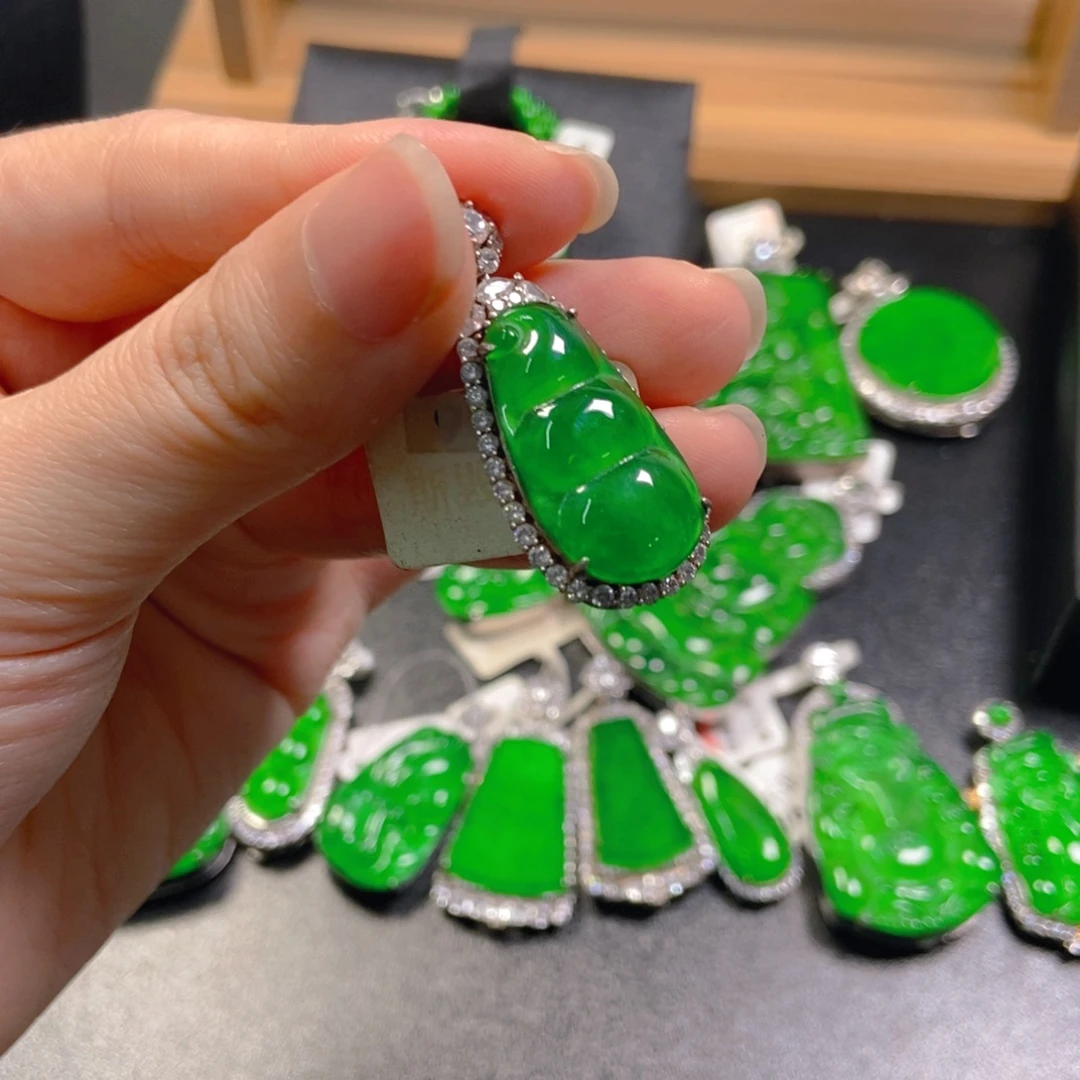 翡翠银S925镶嵌吊坠(不含链)