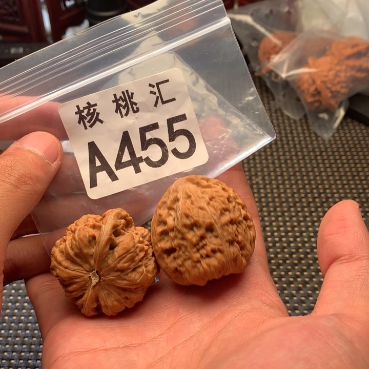文玩核桃吊坠平底锅