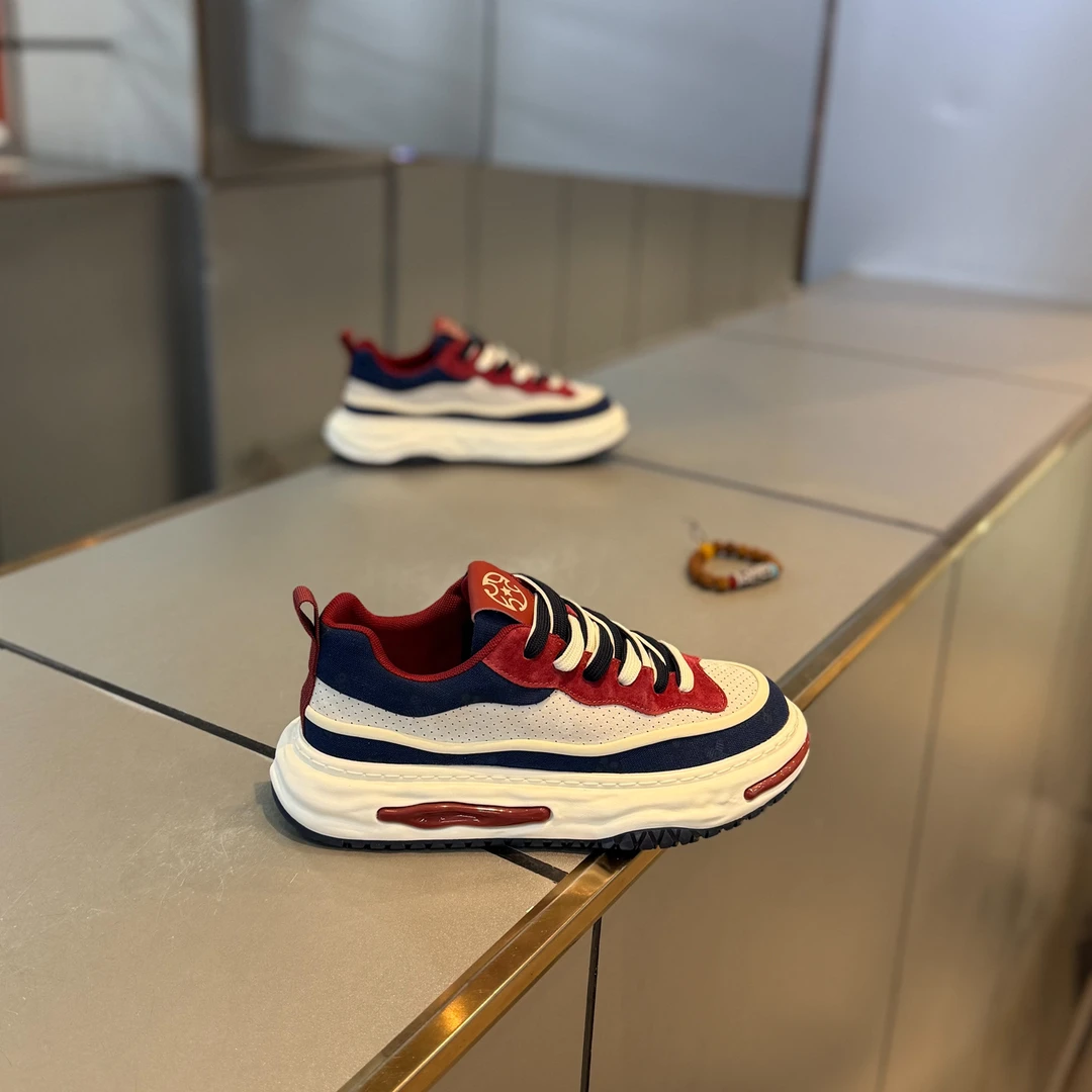 男鞋2025年秋季新款时尚休闲百搭潮款男士鞋子轻奢鞋高级感男士鞋