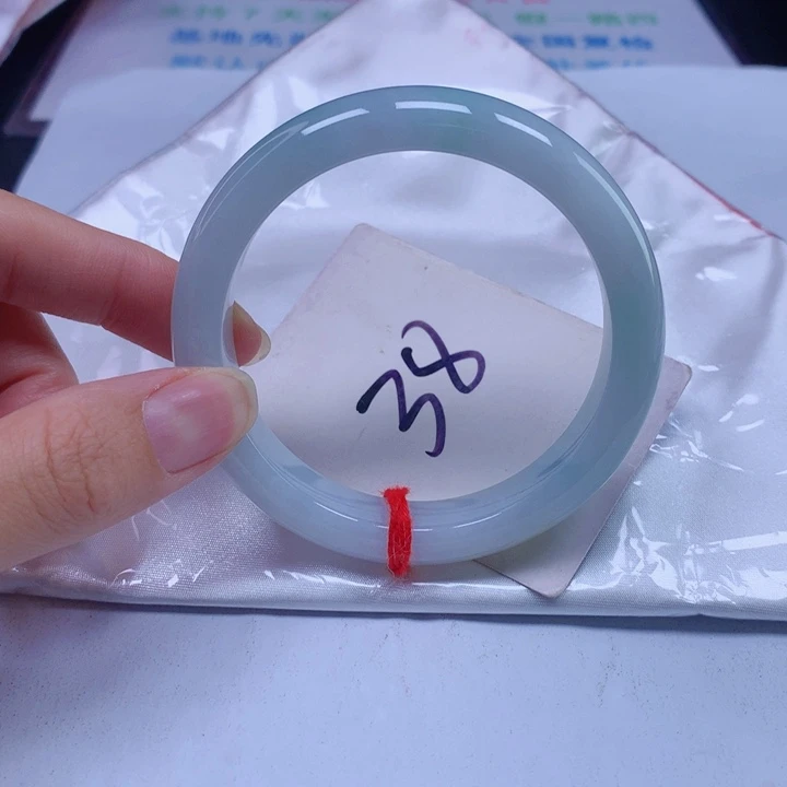 翡翠手镯未镶嵌56