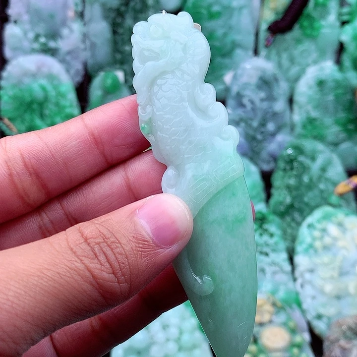 翡翠吊坠(不含链)未镶嵌