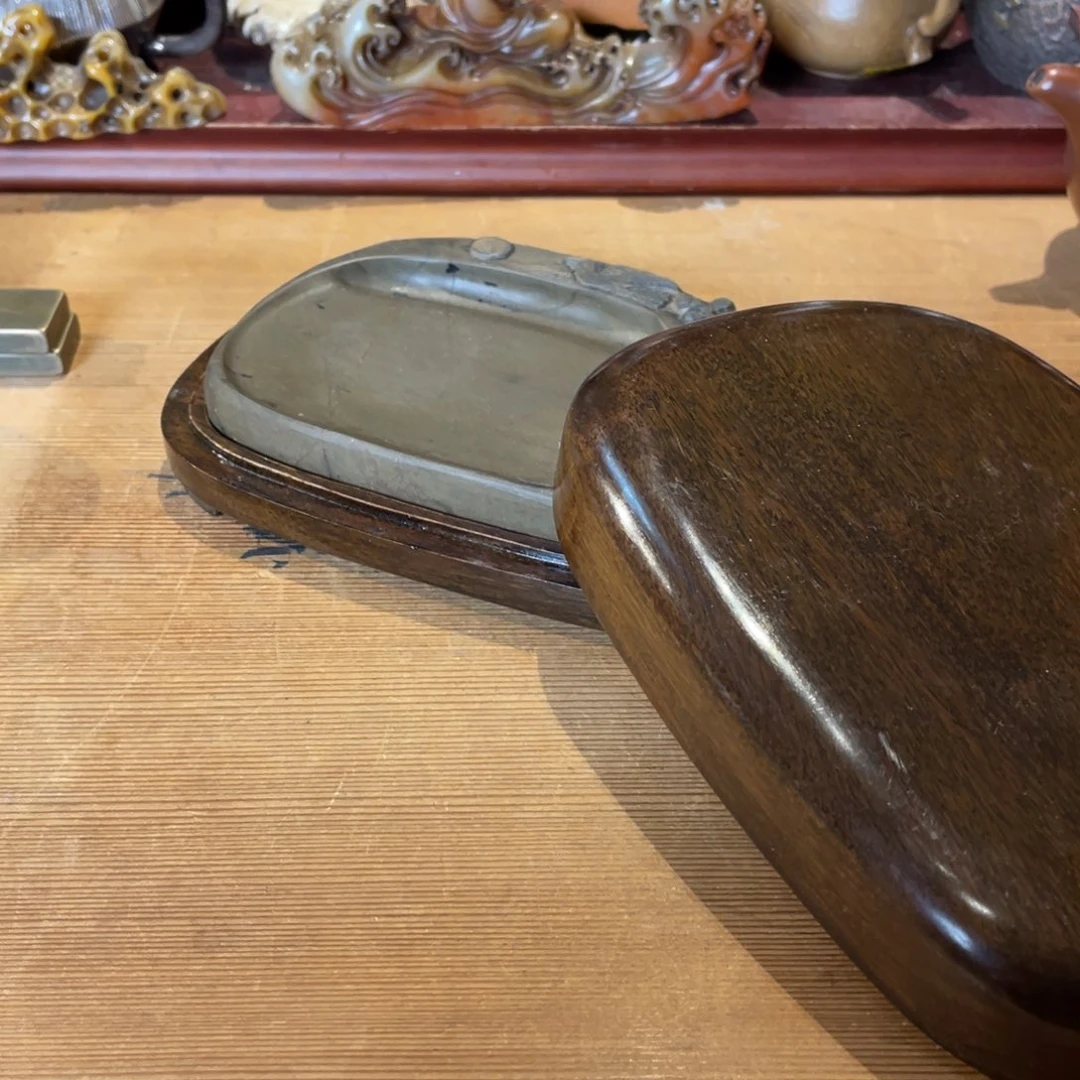 砚台哈哈哈哈哈哎哎