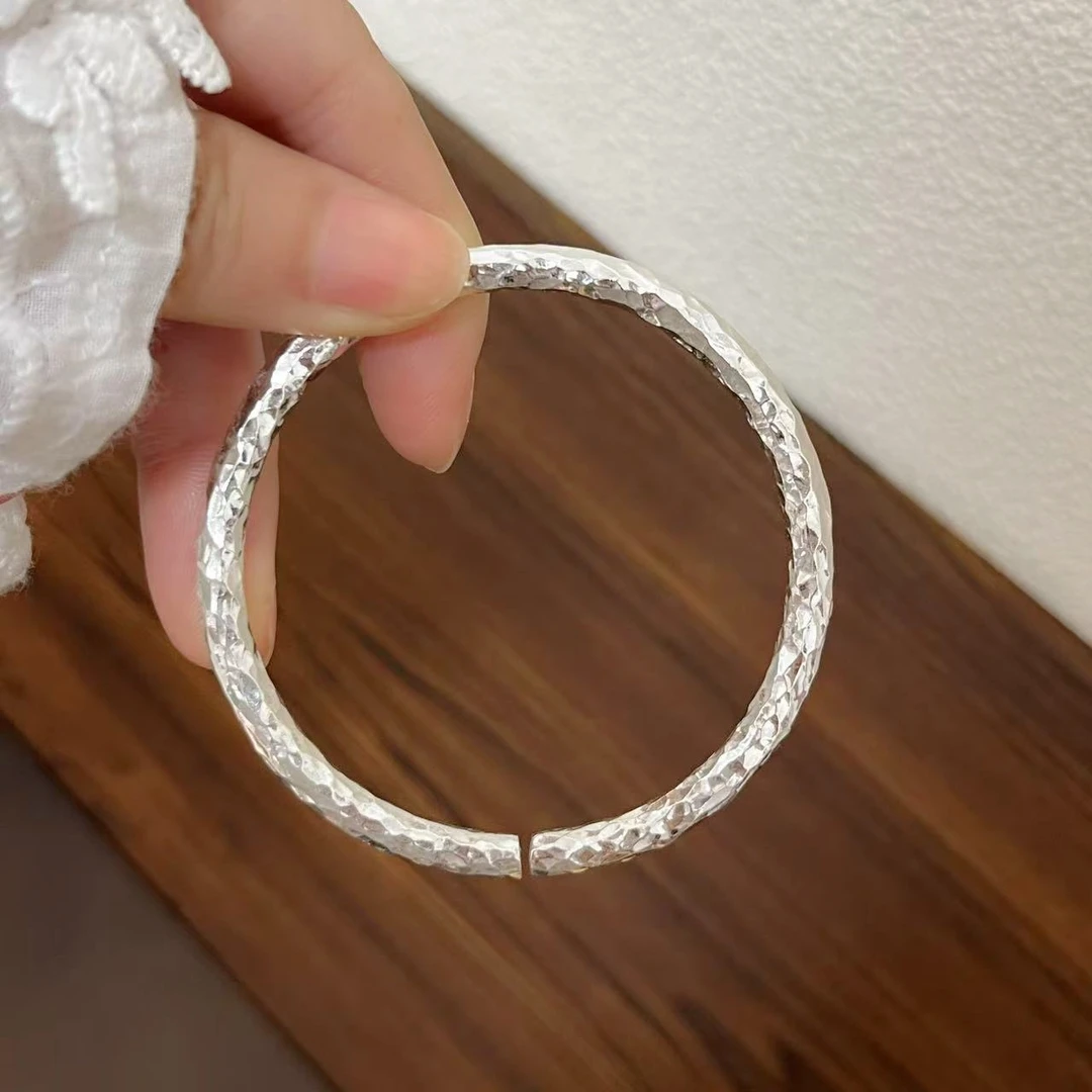足银9999光面锤纹银手镯女实心开口手工银镯子简约百搭生日礼物