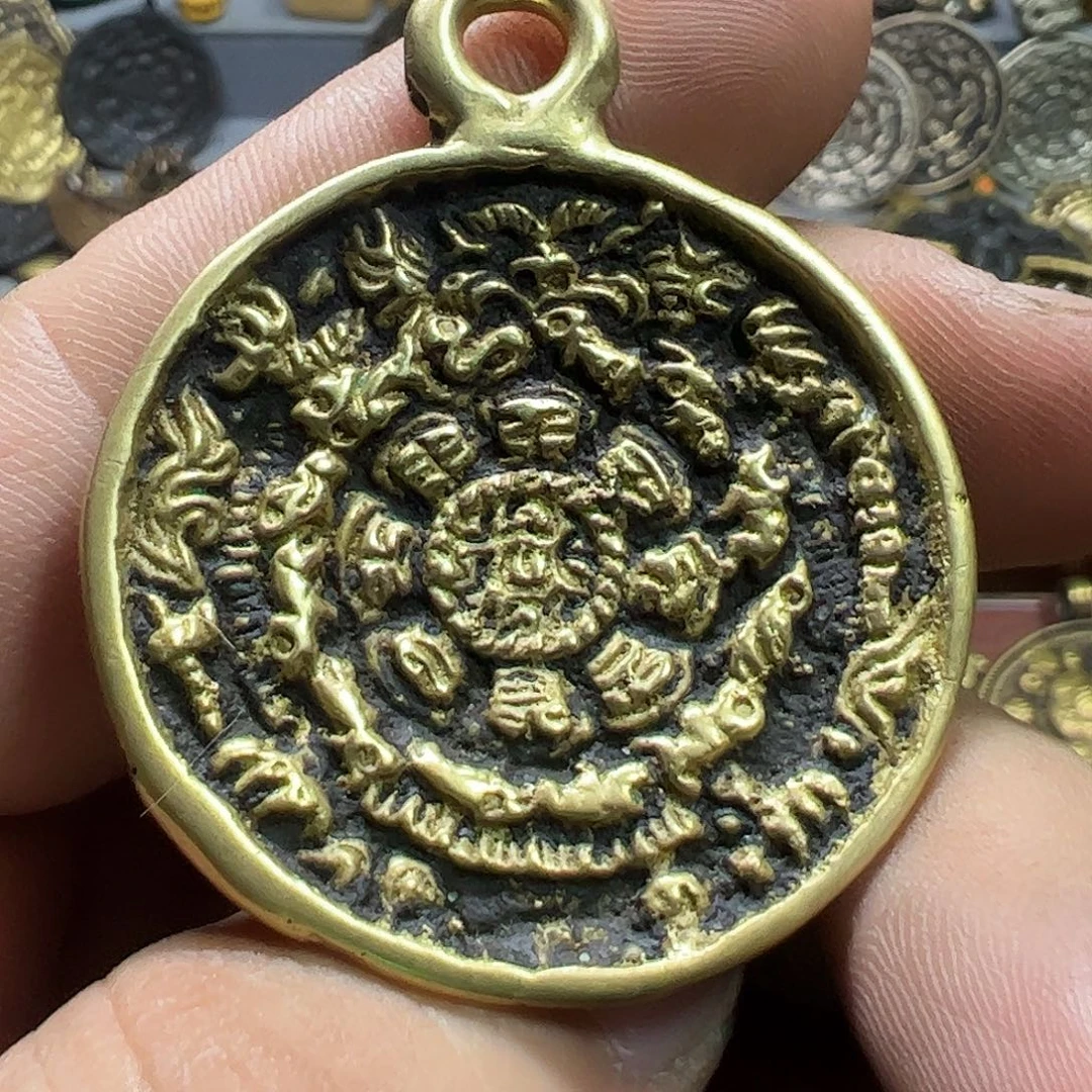 合金类啊哈哈真的好喜欢这个风格