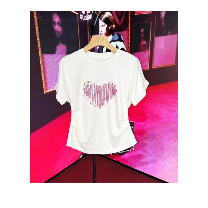 新款爱心重工刺绣T恤QYTB1364