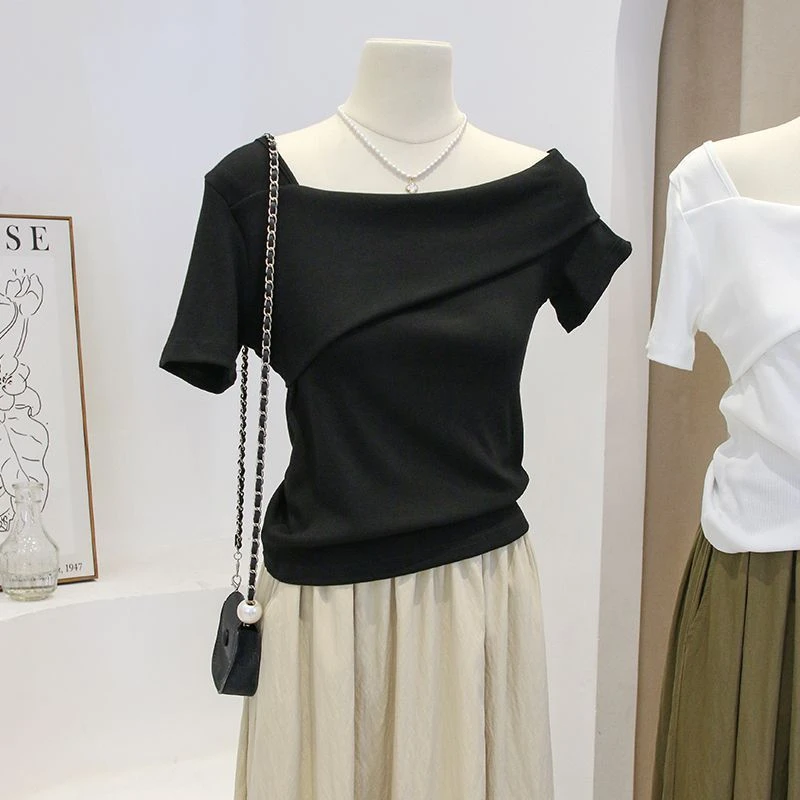 斜领漏单肩短袖T恤女夏季新款设计感纯风不规则修身显瘦时尚上衣