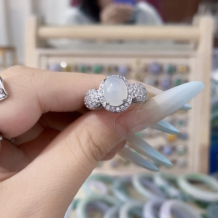 颈饰未镶嵌翡翠天然翡翠Ａ货