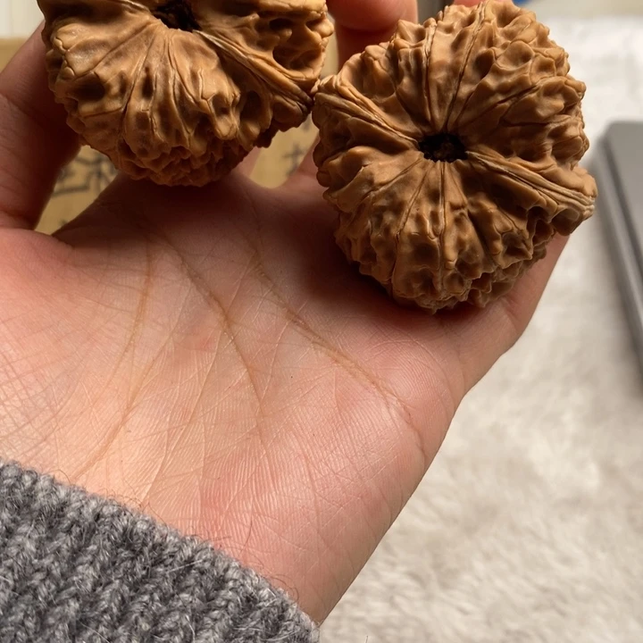 文玩核桃吊坠莱*_门墩