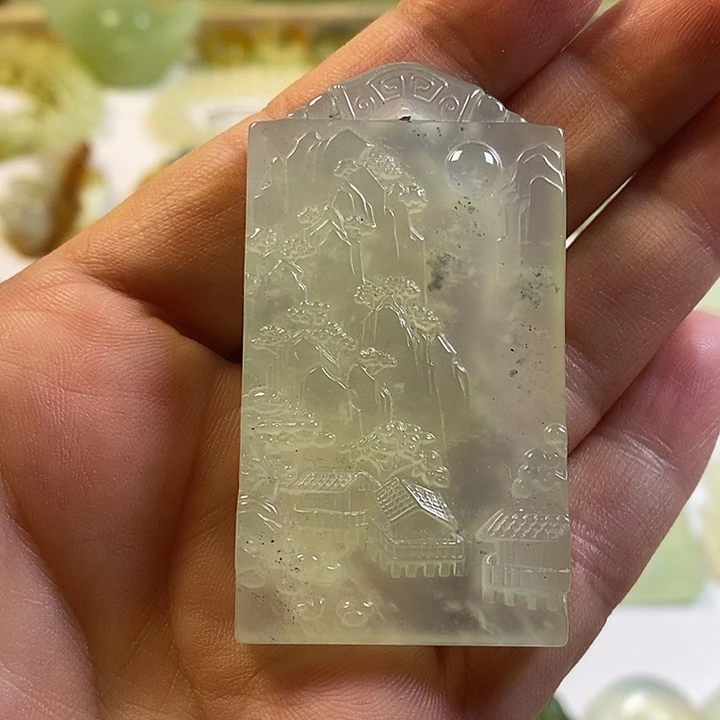 蛇纹石玉未镶嵌颈饰