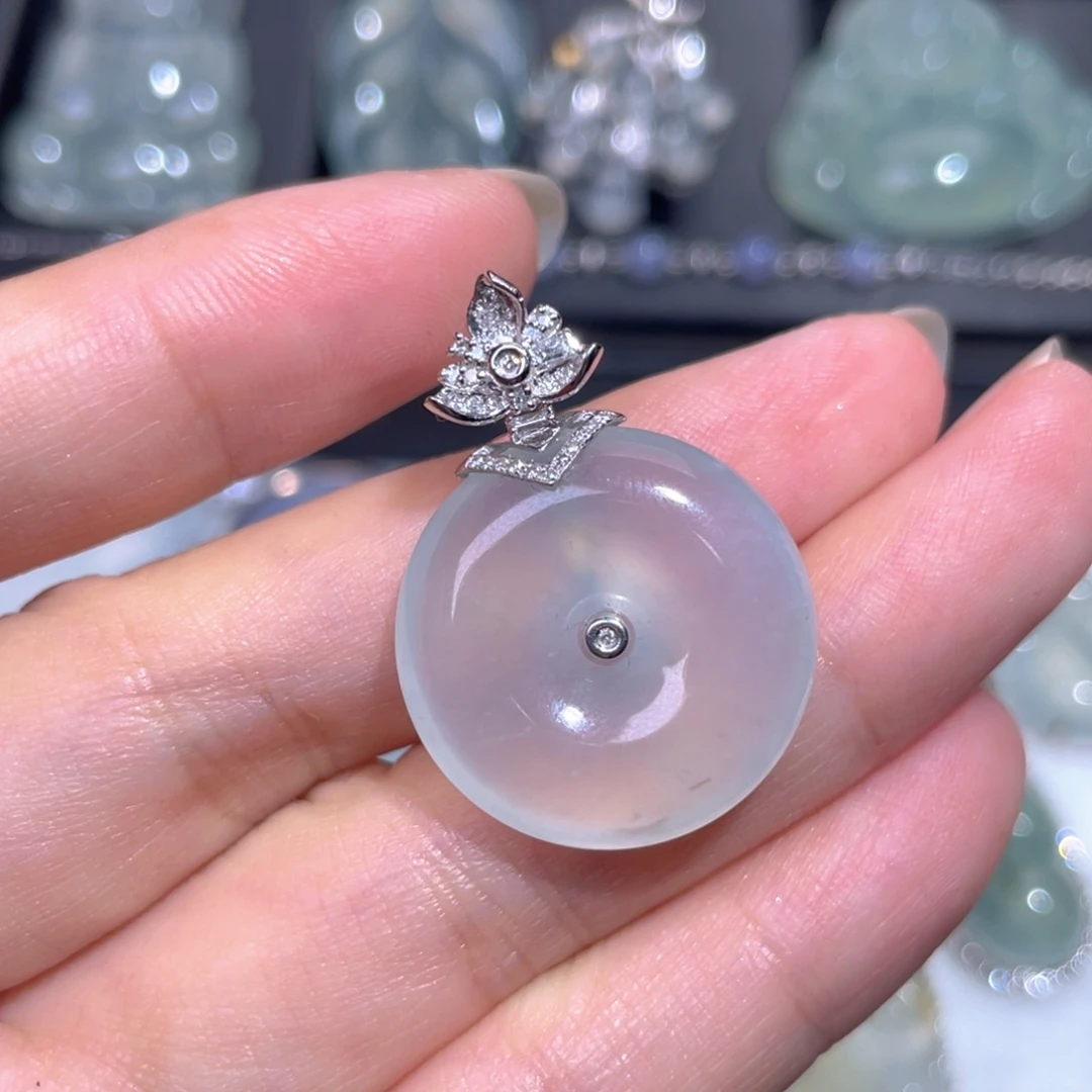 颈饰18K金镶嵌翡翠翡翠