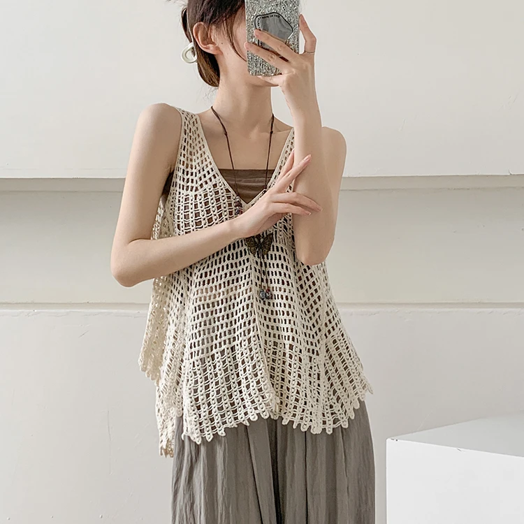 波西米亚风吊带背心女2025新款夏季镂空无袖针织马甲外搭罩衫上衣