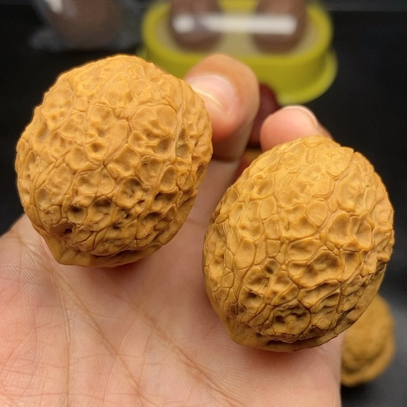 【闪购商品】把件文玩核桃40尺玄武元宝