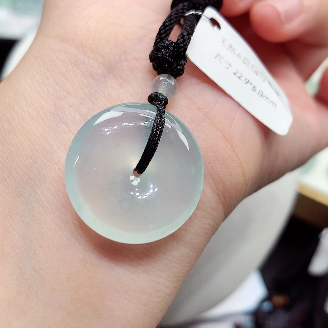 翡翠未镶嵌颈饰编号53，22.9/6.0