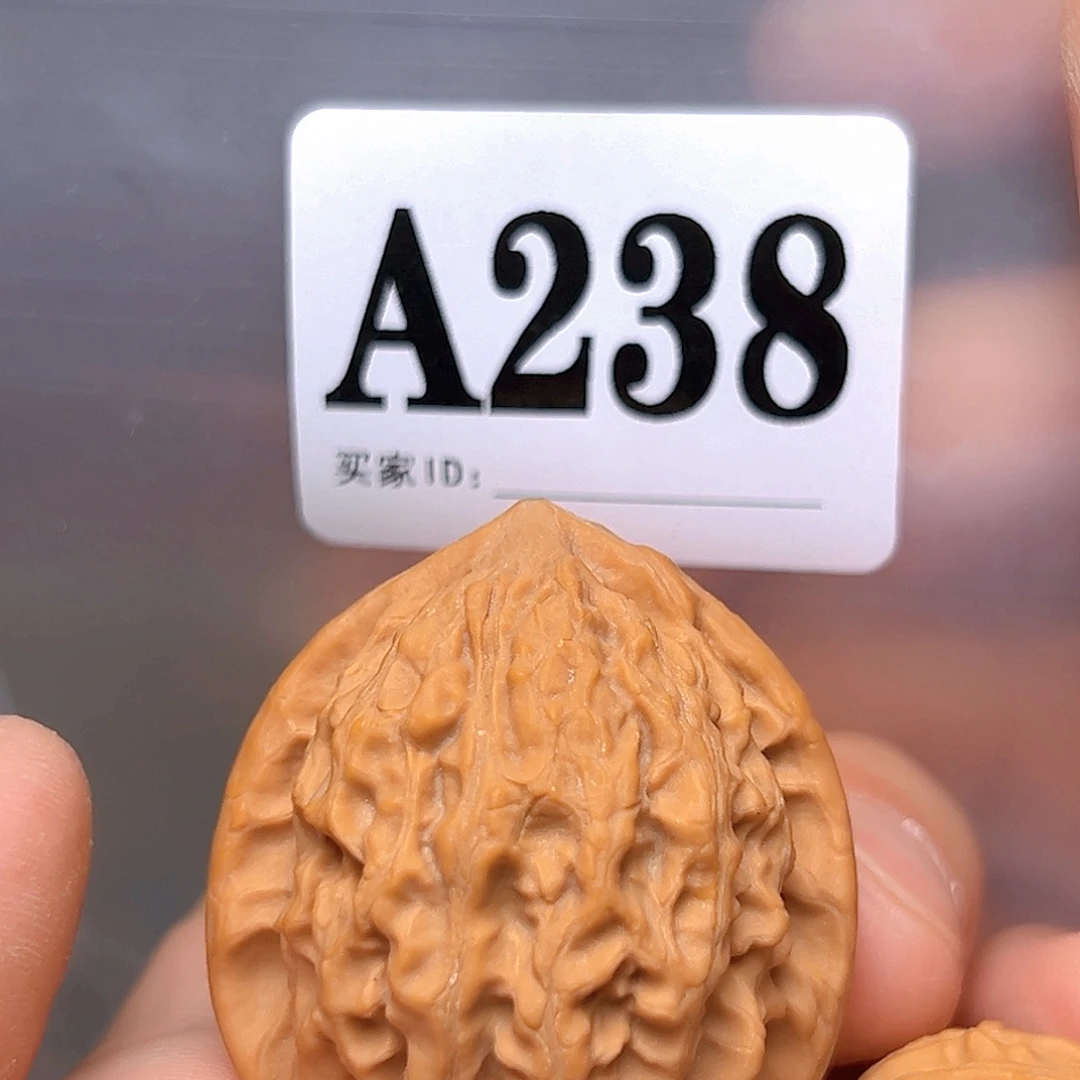吊坠文玩核桃37金牛
