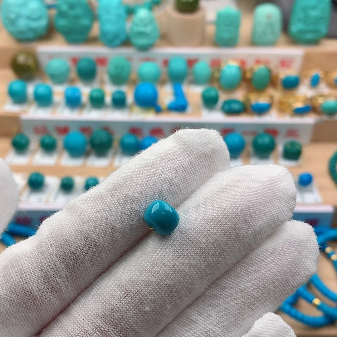 绿松石未镶嵌珠宝奇石8.2-6.8