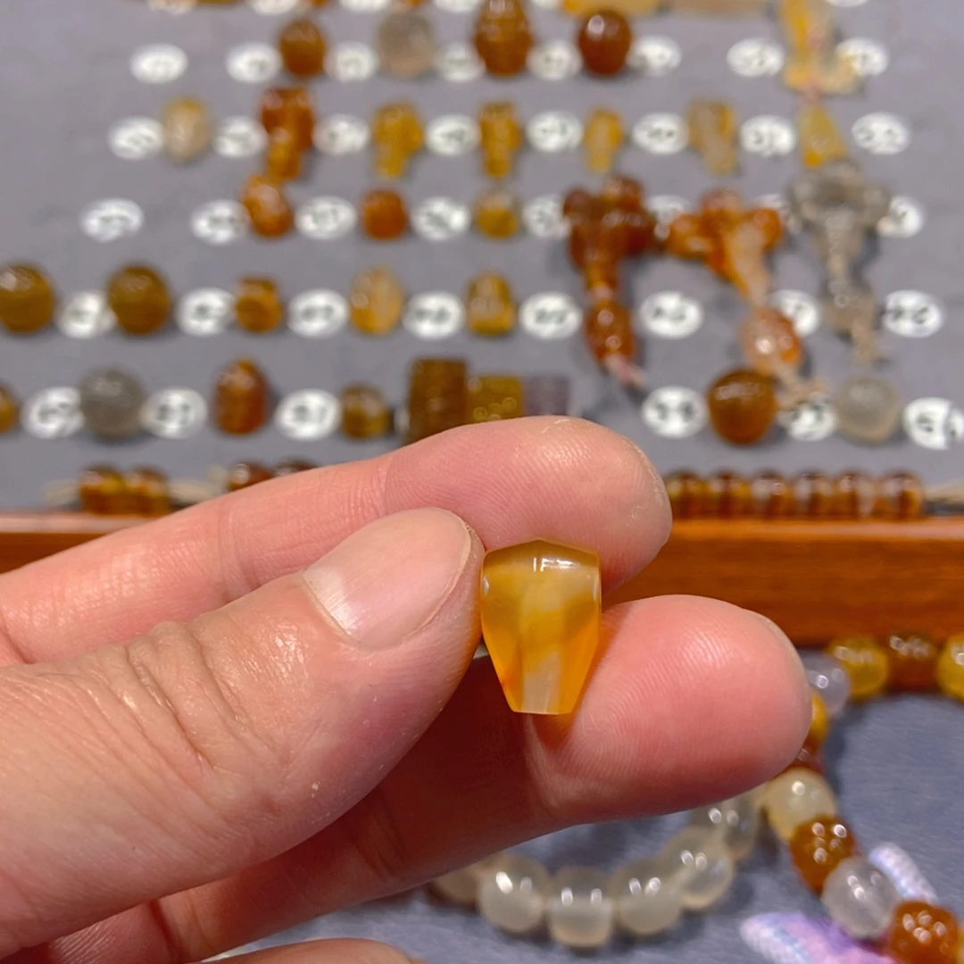 皓***源玛瑙/玉髓颈饰合金三通