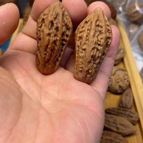 桃核把件陈*良19东北秋子核桃