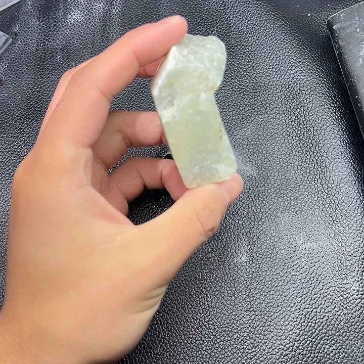 和田玉（糖玉）未镶嵌手镯