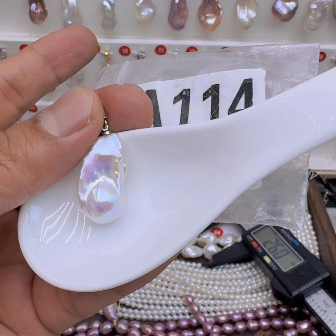 未镶嵌淡水珍珠巴洛克随机发其一