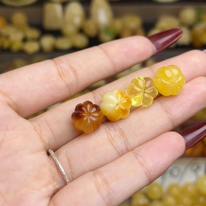 蜜蜡未镶嵌珠宝奇石鸡油黄满蜡妖花南瓜配饰一个