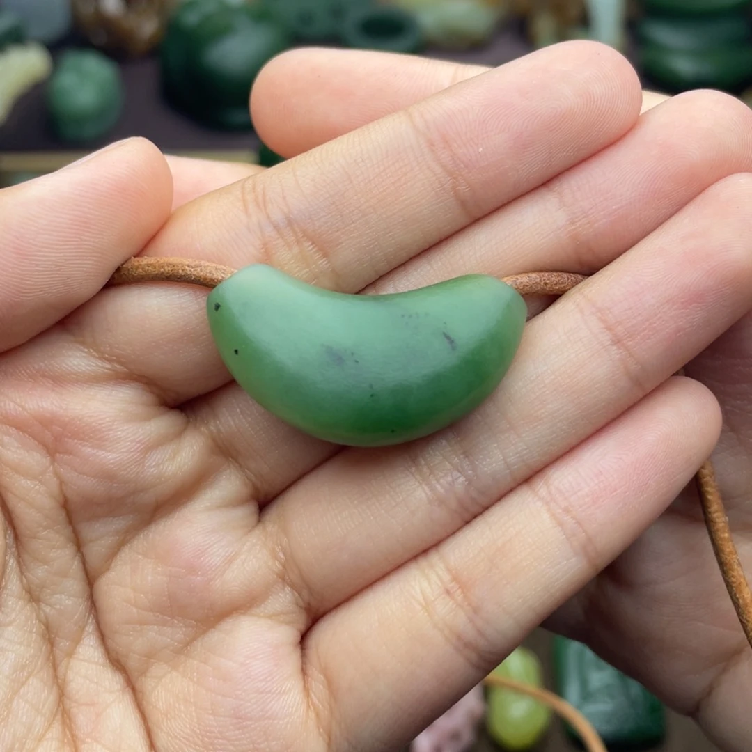 【闪购商品】和田玉未镶嵌颈饰吾***意