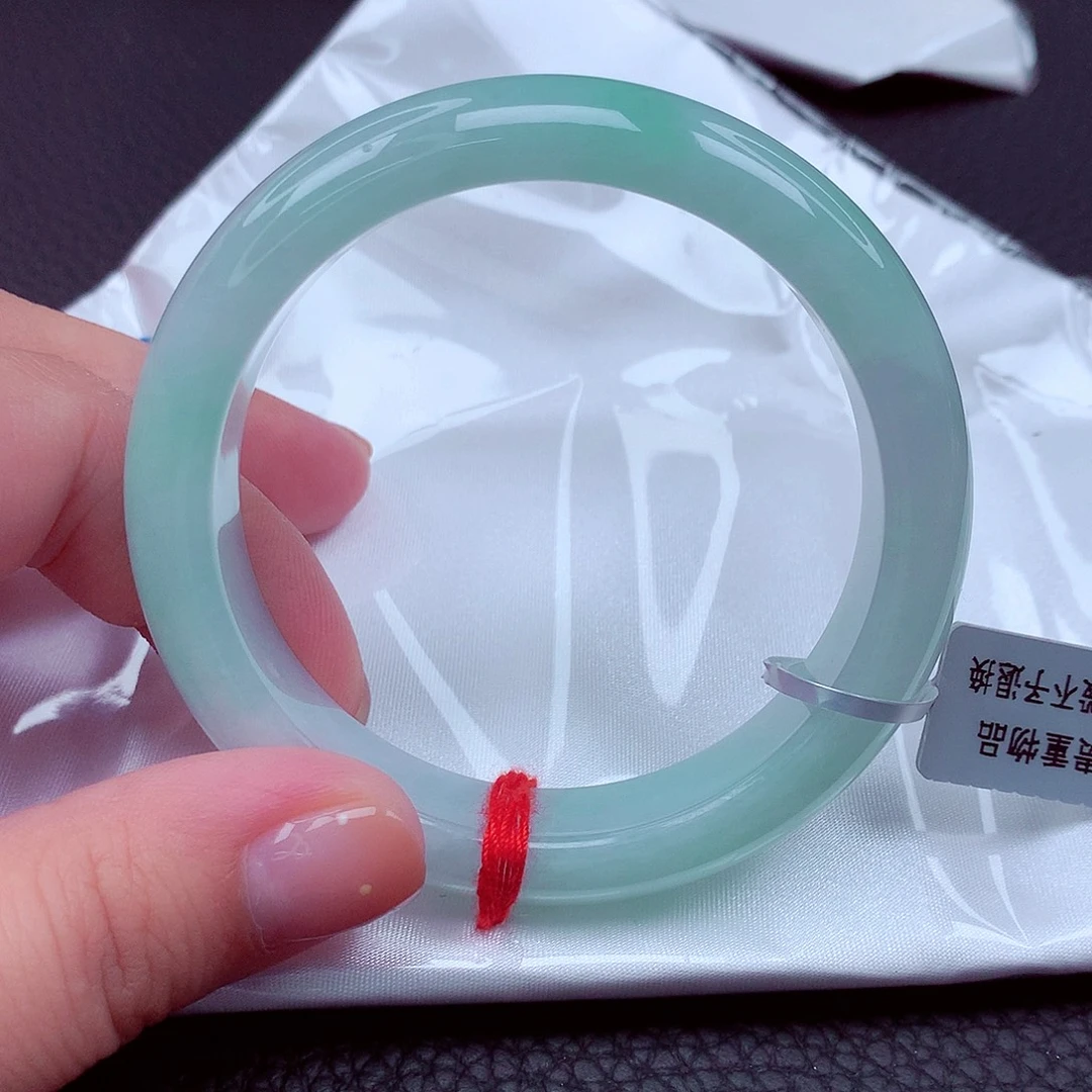 翡翠手镯未镶嵌天然缅甸翡翠A货