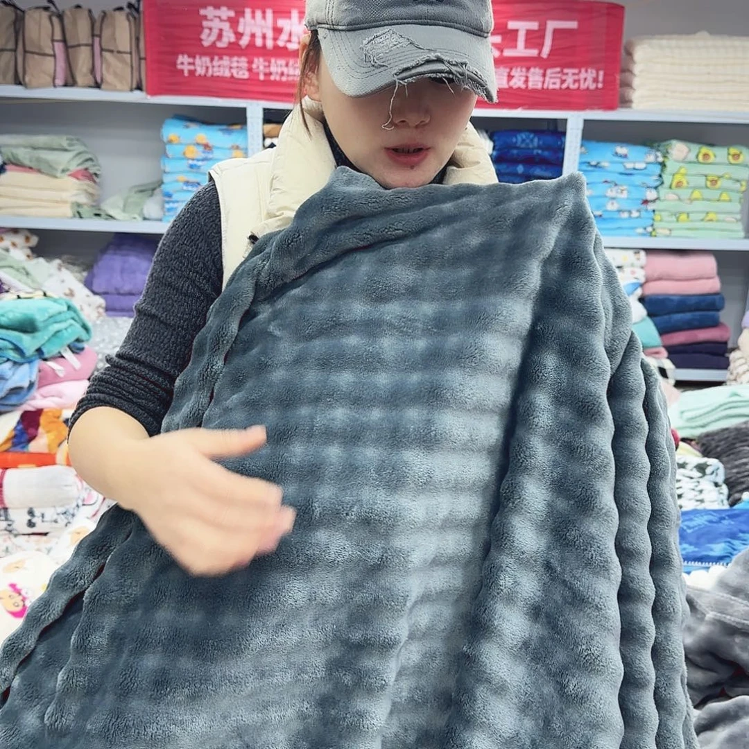 羊驼毛200.230厚泡泡云毯，车间里