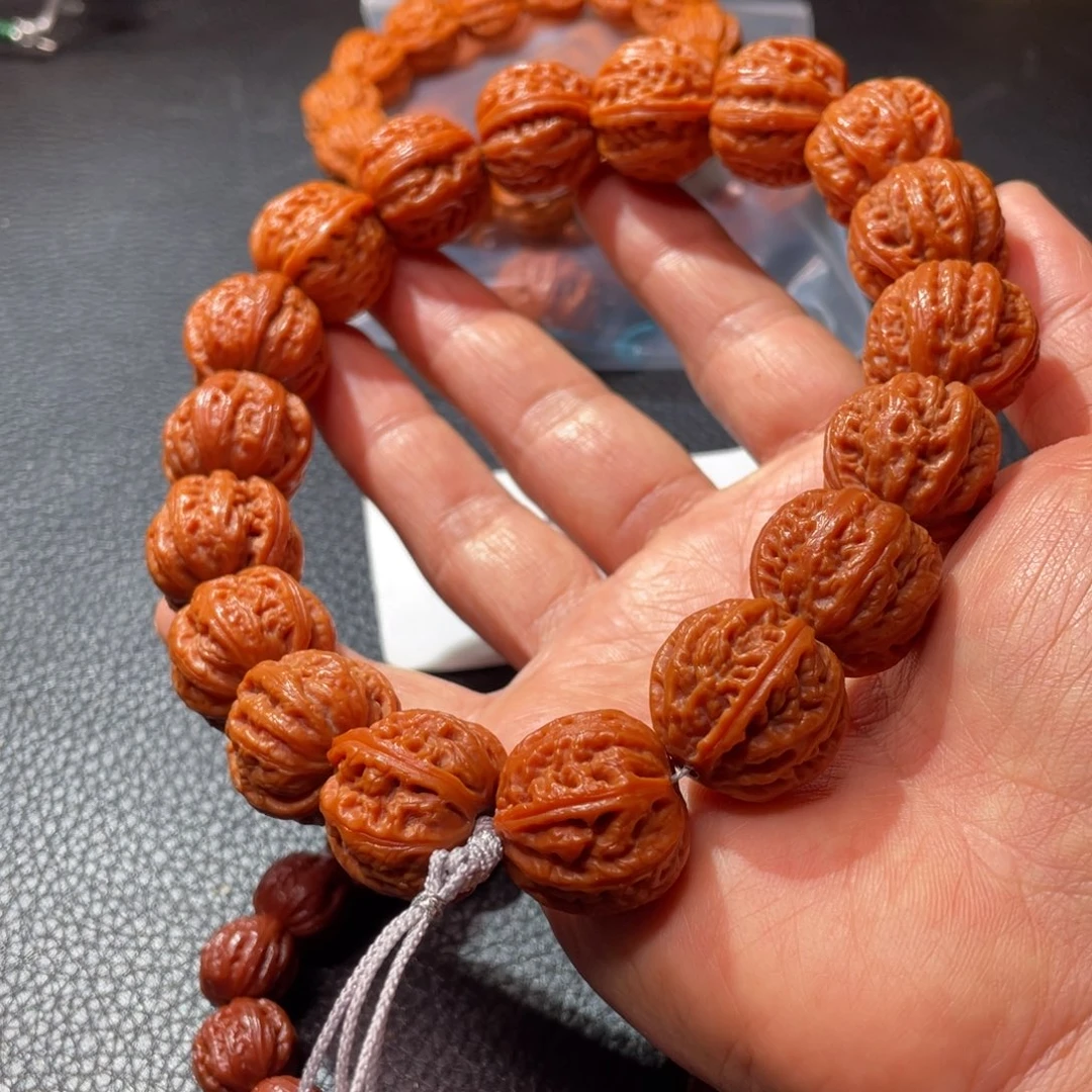 手串文玩核桃新年愿望