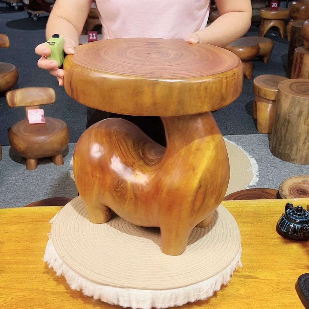 27 号香樟木尺寸：37-31-40cm