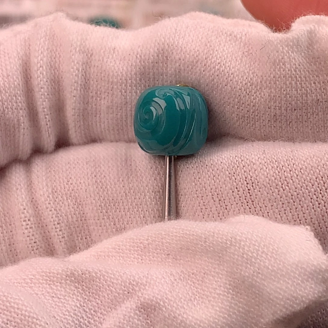 绿松石未镶嵌配饰蕊9*8.3