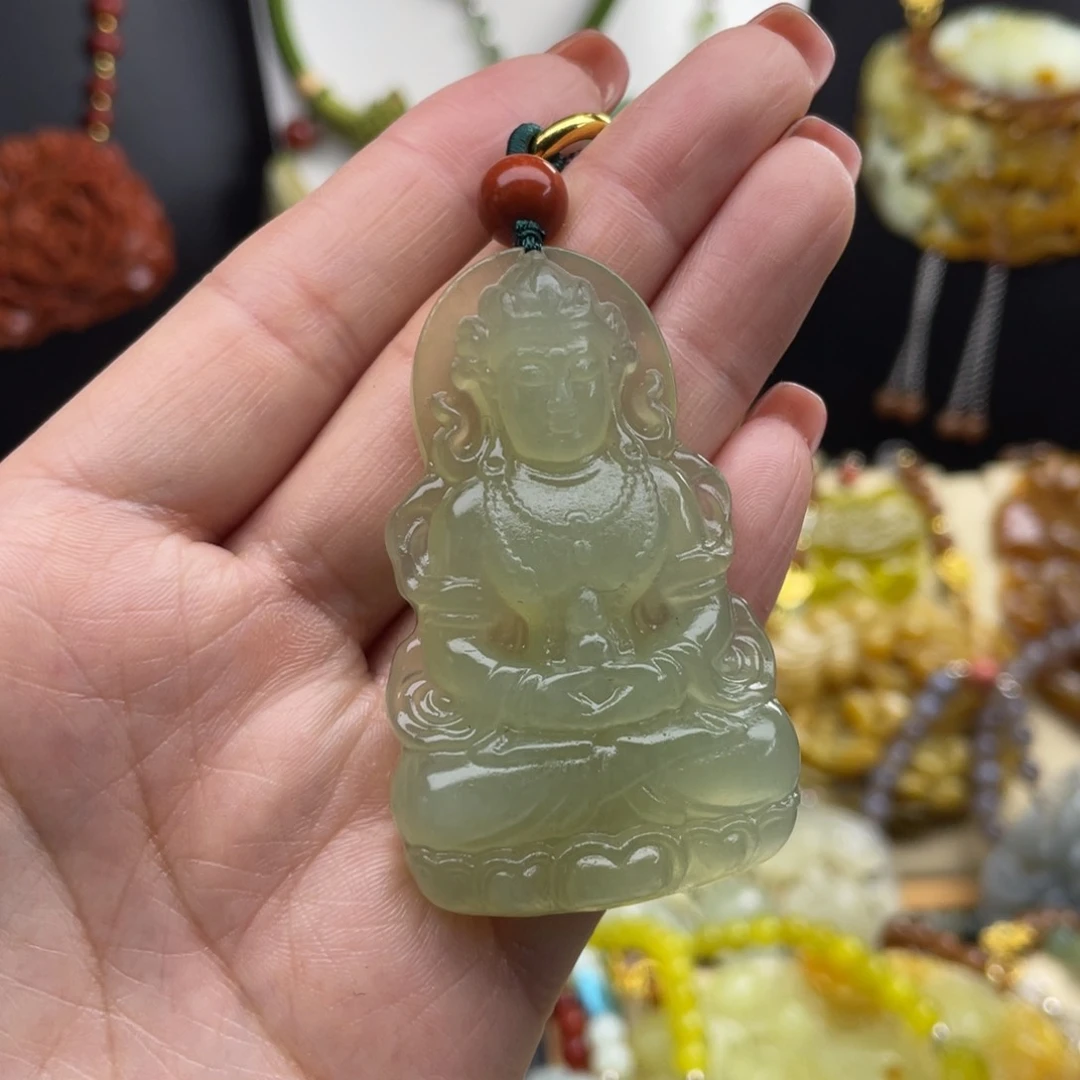 未镶嵌蛇纹石玉颈饰