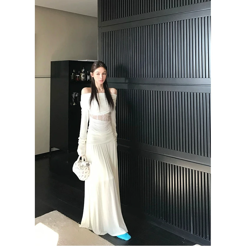 设计感一字肩镂空蕾丝褶皱打底衫半身裙套装