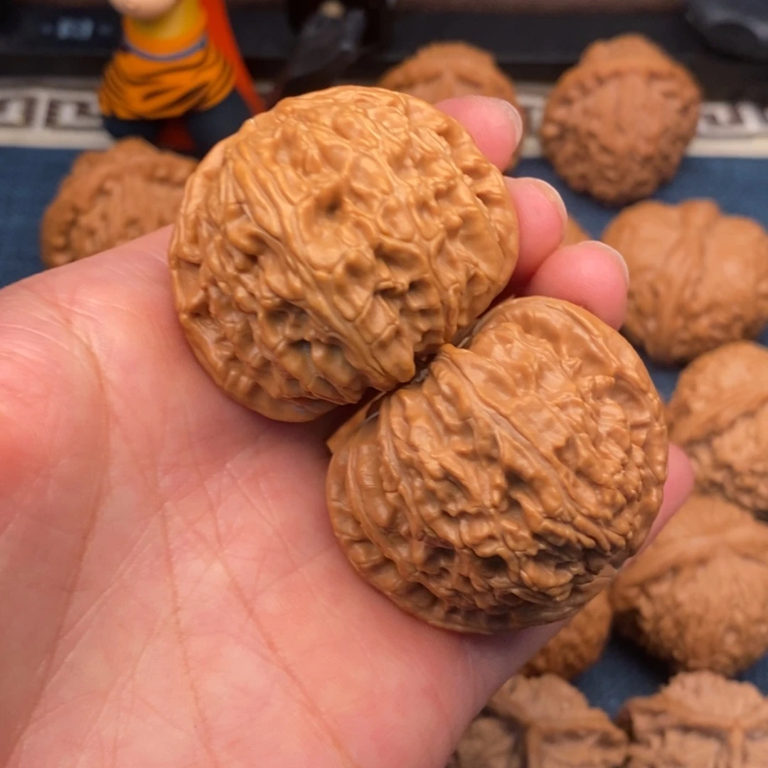 文玩核桃把件43全品大肚白狮子