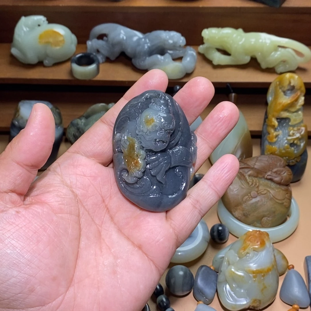 未镶嵌和田玉把件