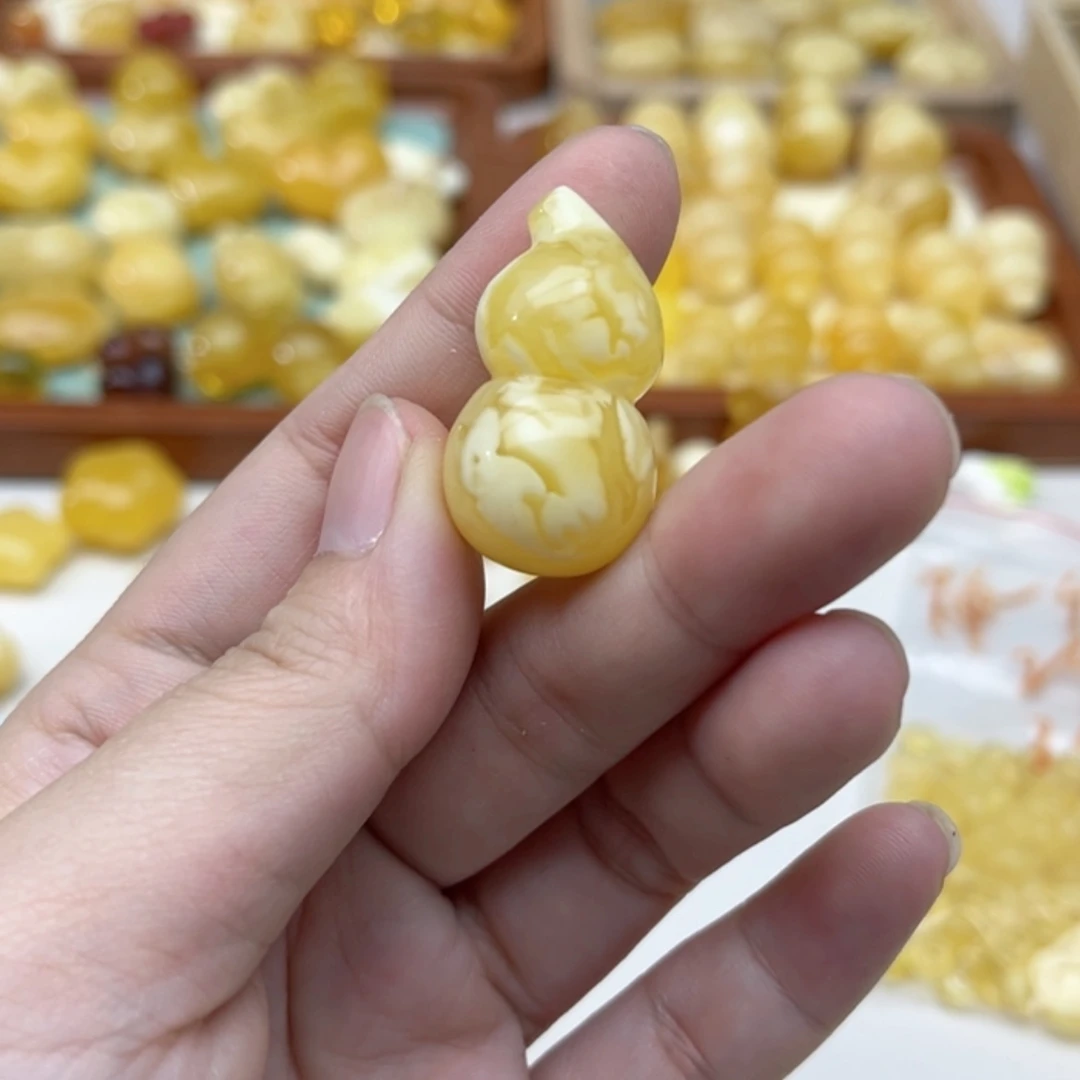 【闪购商品】未镶嵌蜜蜡裸石配饰